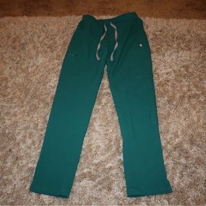 Small Hunter Green Figs Bottoms